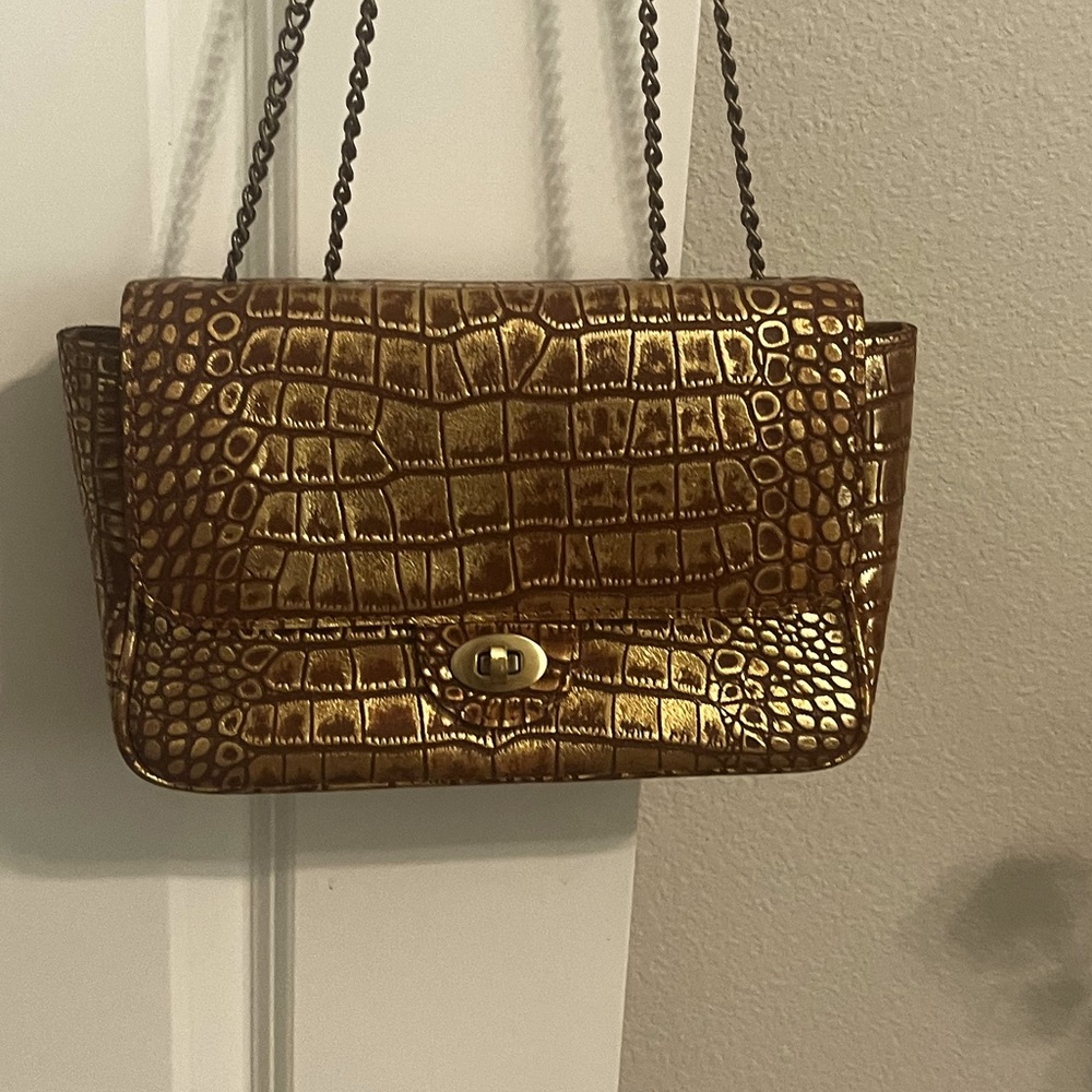 Like new Patricia Nash cross body bag